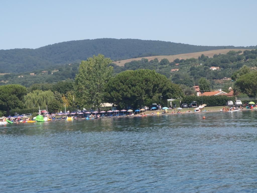 Il Poggio Degli Ulivi Διαμέρισμα Trevignano Romano Δωμάτιο φωτογραφία